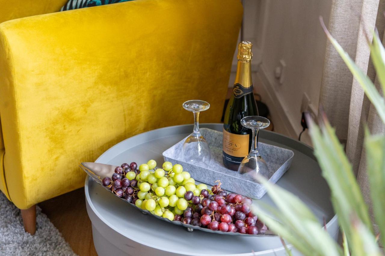 לונדון Livestay-Fabulous One Bed Apartments On Covent Garden מראה חיצוני תמונה