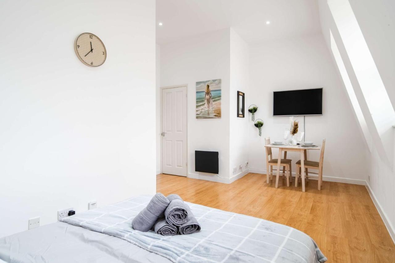 לונדון Livestay-Fabulous One Bed Apartments On Covent Garden מראה חיצוני תמונה