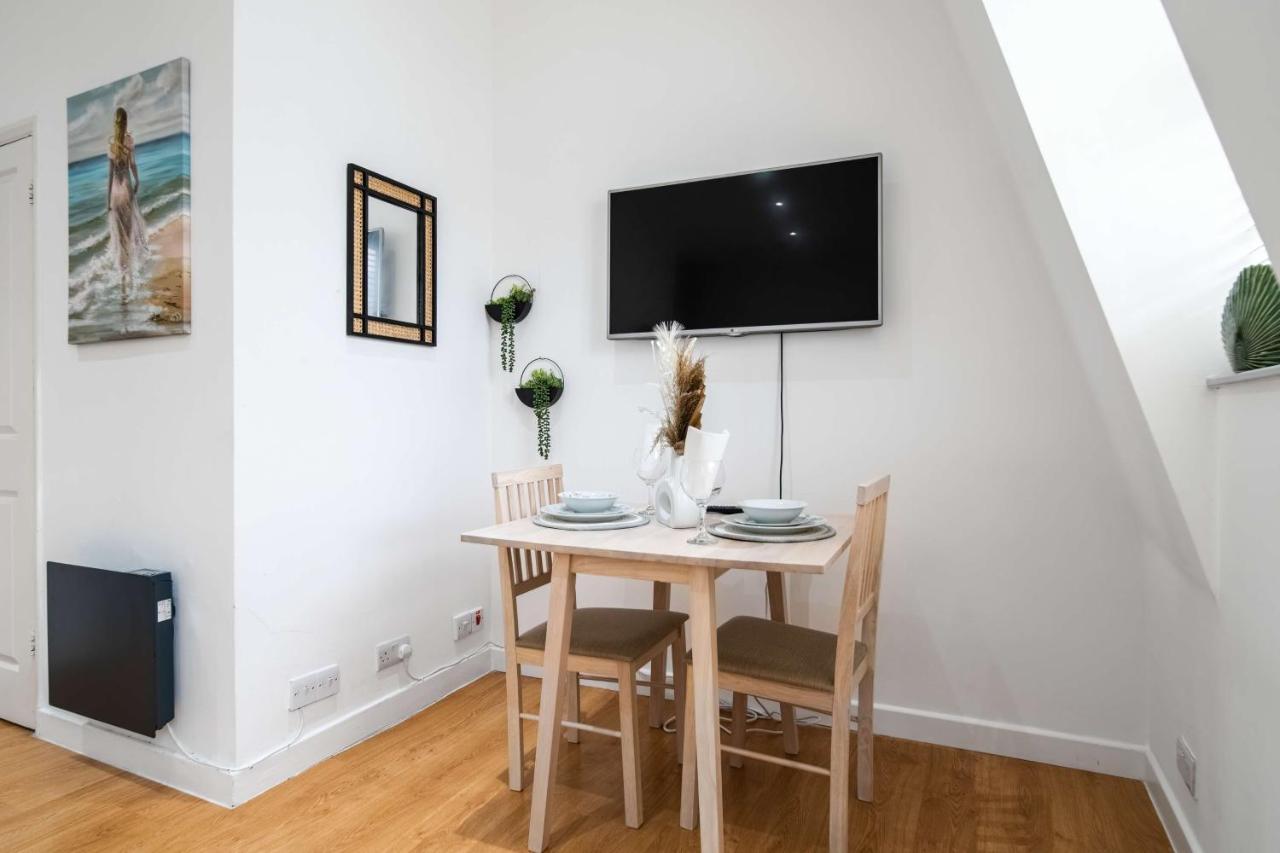 לונדון Livestay-Fabulous One Bed Apartments On Covent Garden מראה חיצוני תמונה
